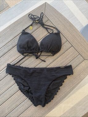Luli Fama Black Textured Swim Bottom Sz L